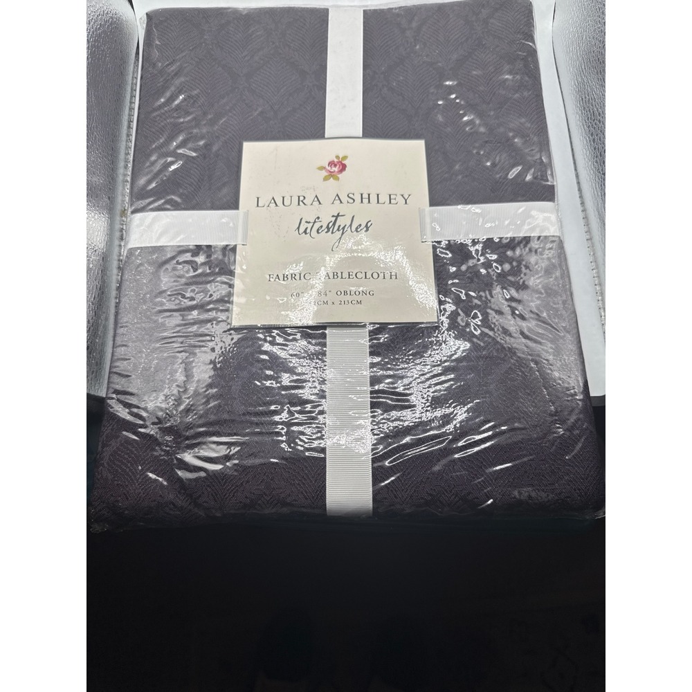 Laura Ashley Lifestyles Fabric Tablecloth 60x84 Oblong Plum Purple Rib Leaf NEW